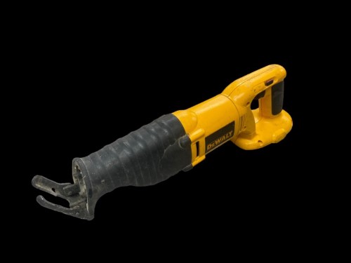 Dewalt dc380 top reciprocating saw