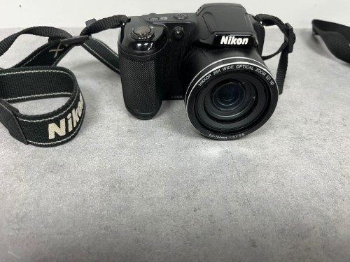 nikon coolpix l330