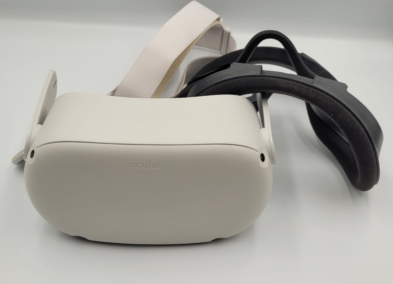 Oculus Quest All-In-One 64GB Black for £99.99 Second Hand