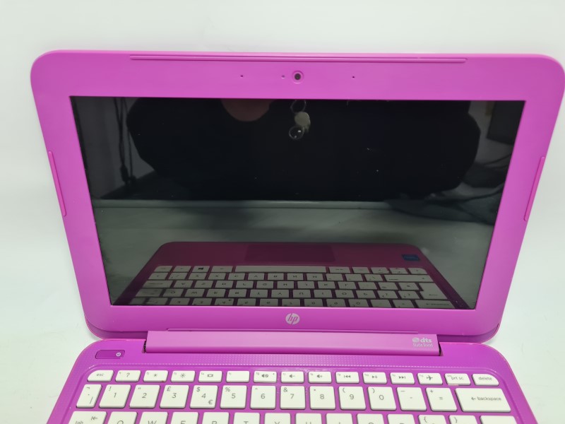 HP Tpn-Q154 2GB 32GB Pink for £39.99 Second Hand