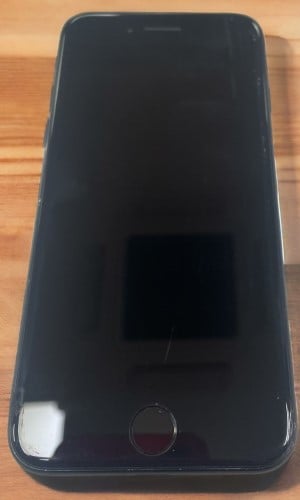 37 iPhone7 ブラック SIMフリー 美品 バッテリー90% iPhone7 ブラック 32gb 難く バッテリー90%