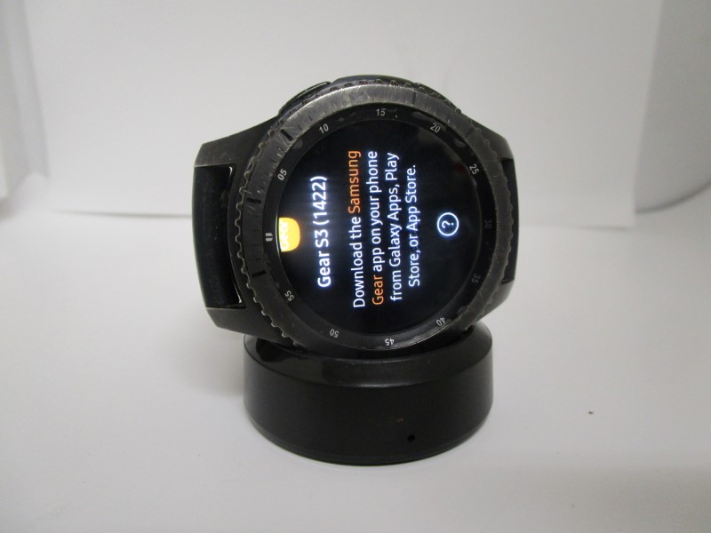 gear s3 frontier black screen