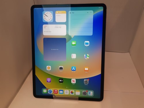 Apple iPad Pro 3rd Gen 12.9" 64GB Black 055000107352 Cash Converters I pad pro 12.9 64gb