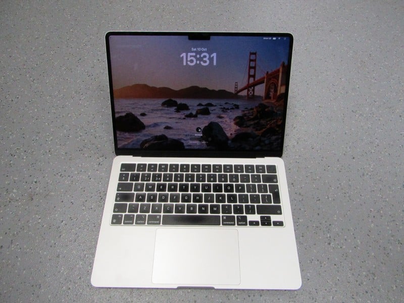 Apple Macbook Air 2022 Silver | 036900263827 | Cash Converters
